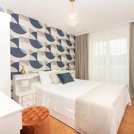 Apartments Adeona Tivat Exterior photo