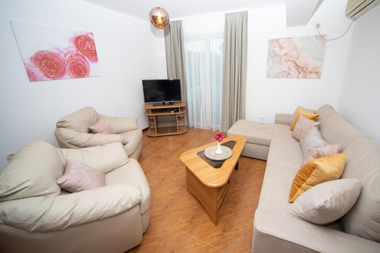 Apartment Adeona Tivat