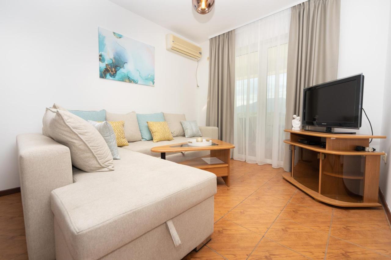 Apartment Adeona Tivat