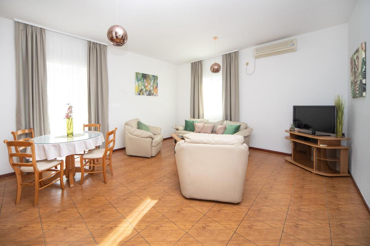 Apartment Adeona